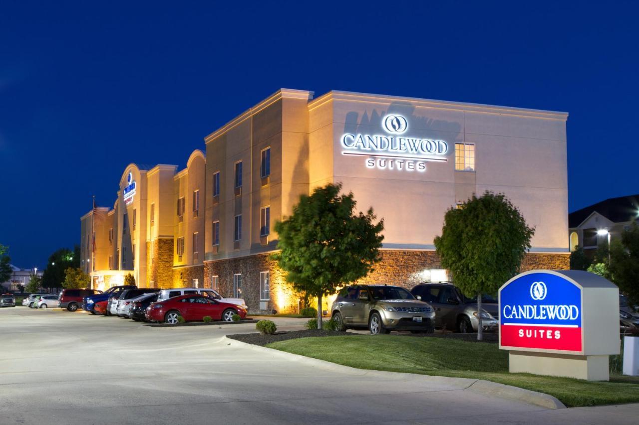 Candlewood Suites Champaign-Urbana University Area By Ihg Bagian luar foto