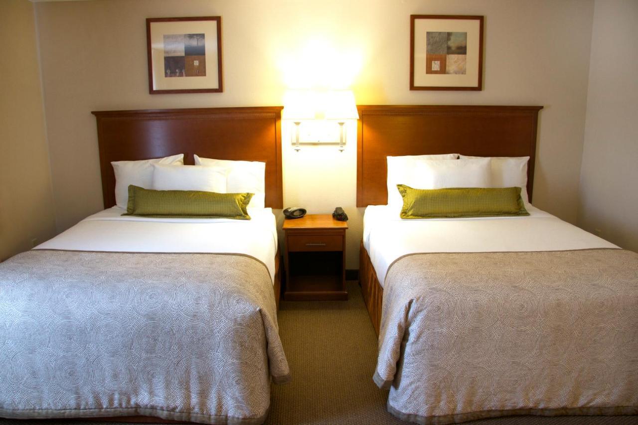 Candlewood Suites Champaign-Urbana University Area By Ihg Bagian luar foto
