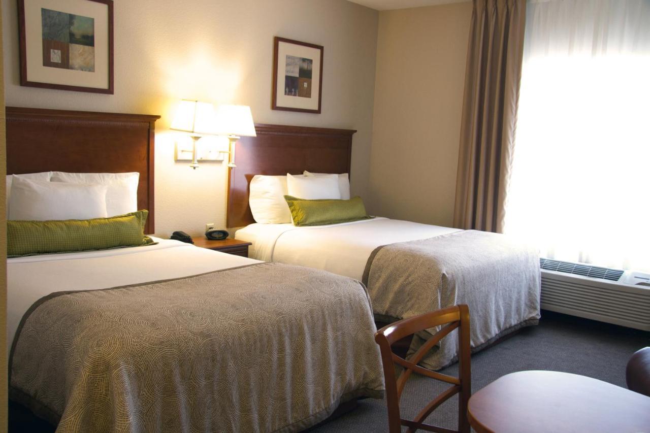 Candlewood Suites Champaign-Urbana University Area By Ihg Bagian luar foto