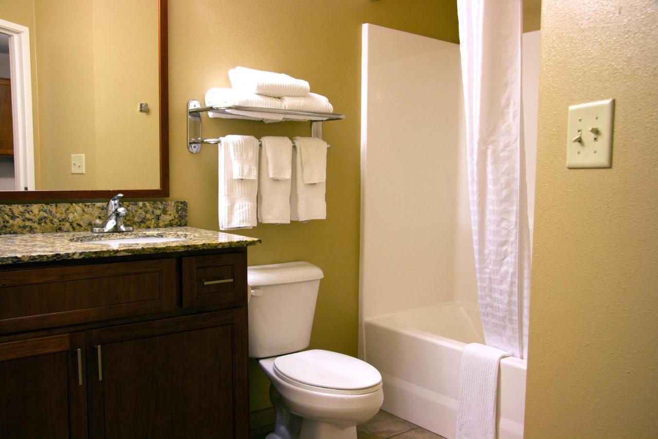 Candlewood Suites Champaign-Urbana University Area By Ihg Bagian luar foto