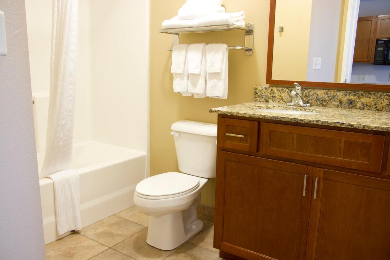 Candlewood Suites Champaign-Urbana University Area By Ihg Bagian luar foto