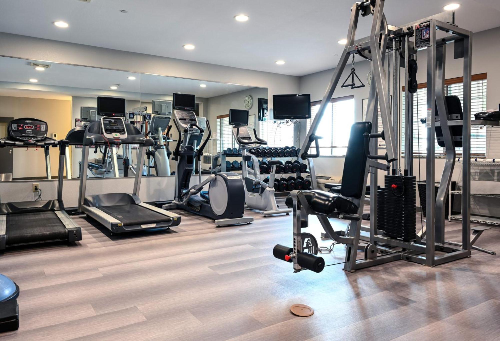 Candlewood Suites Champaign-Urbana University Area By Ihg Bagian luar foto