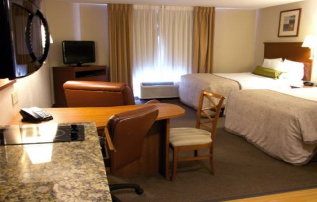 Candlewood Suites Champaign-Urbana University Area By Ihg Bagian luar foto